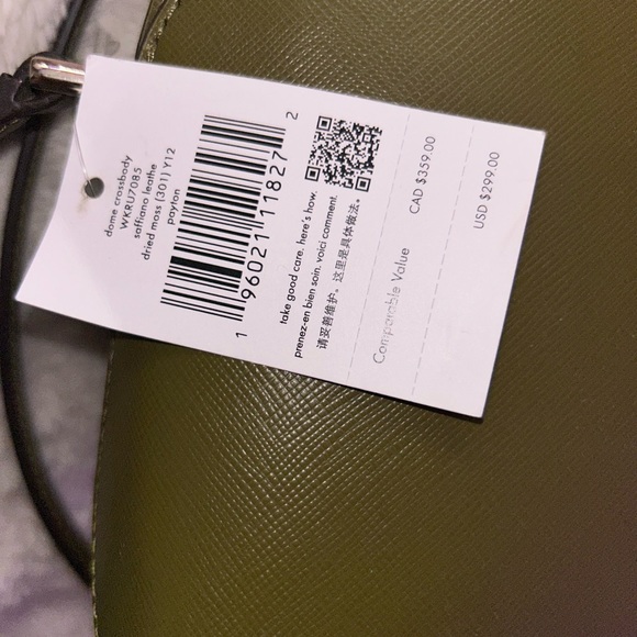 BNWT KATE SPADE GREEN MEDIUM SIZED PURSE - Picture 2 of 3